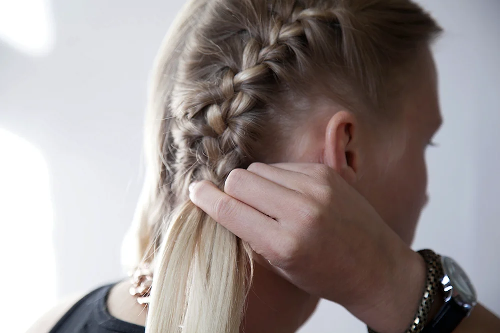 Leichte Zöpfe für langes Haar