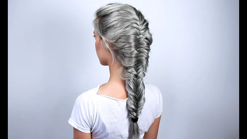 Flechtfrisuren mit Zöpfen