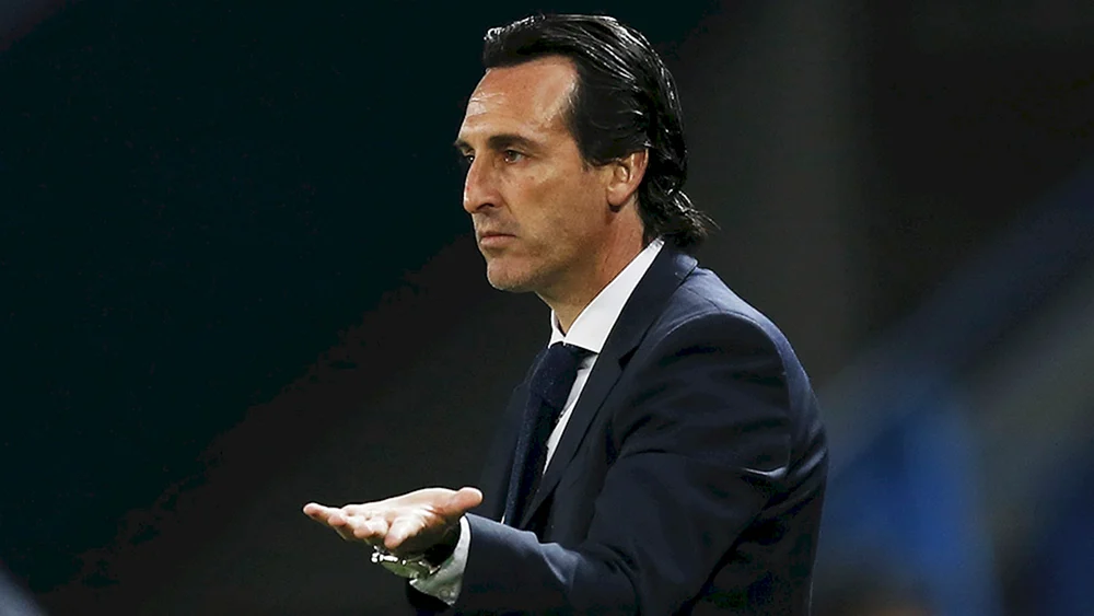 Unai Simon Fußballspieler