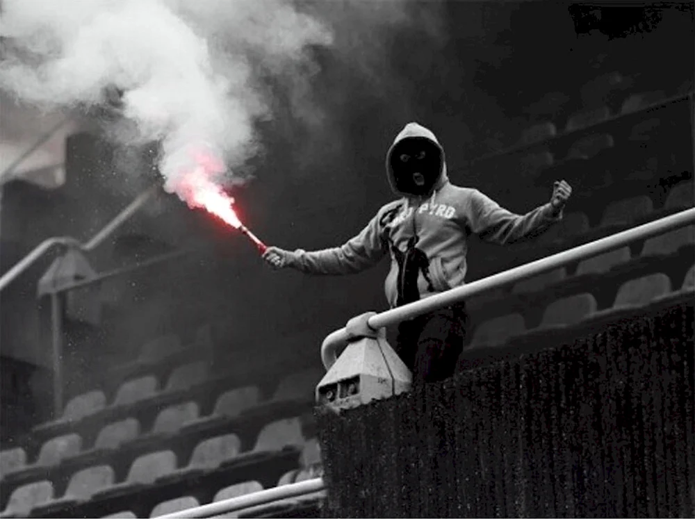 Straßenhooligans