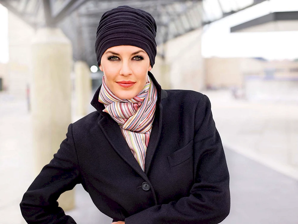 Kopfbedeckung mit Mantel für Frauen