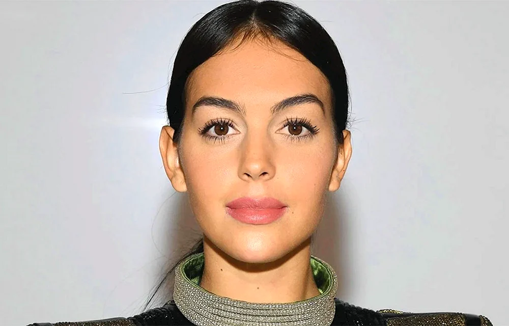 Georgina Rodriguez 18