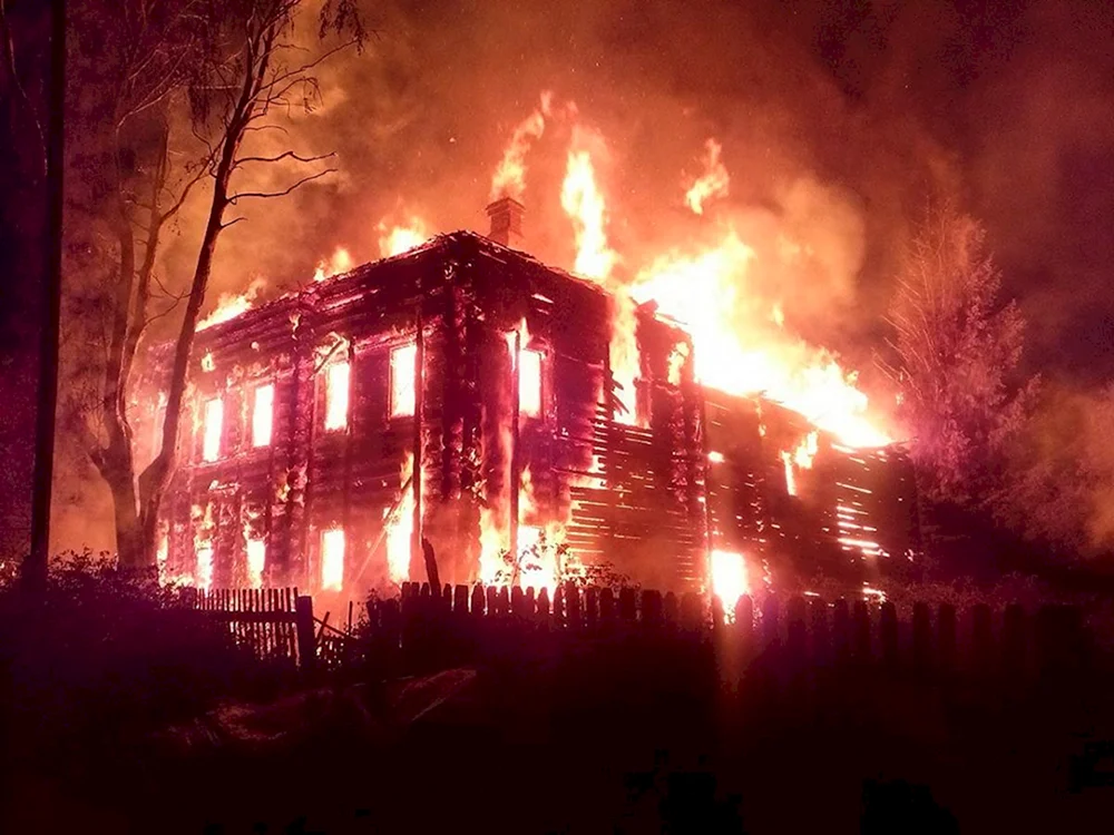 Brennendes Haus