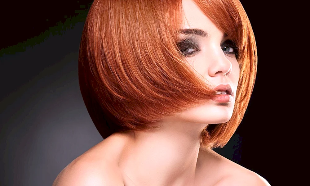 Stufiger Bob Kare rot