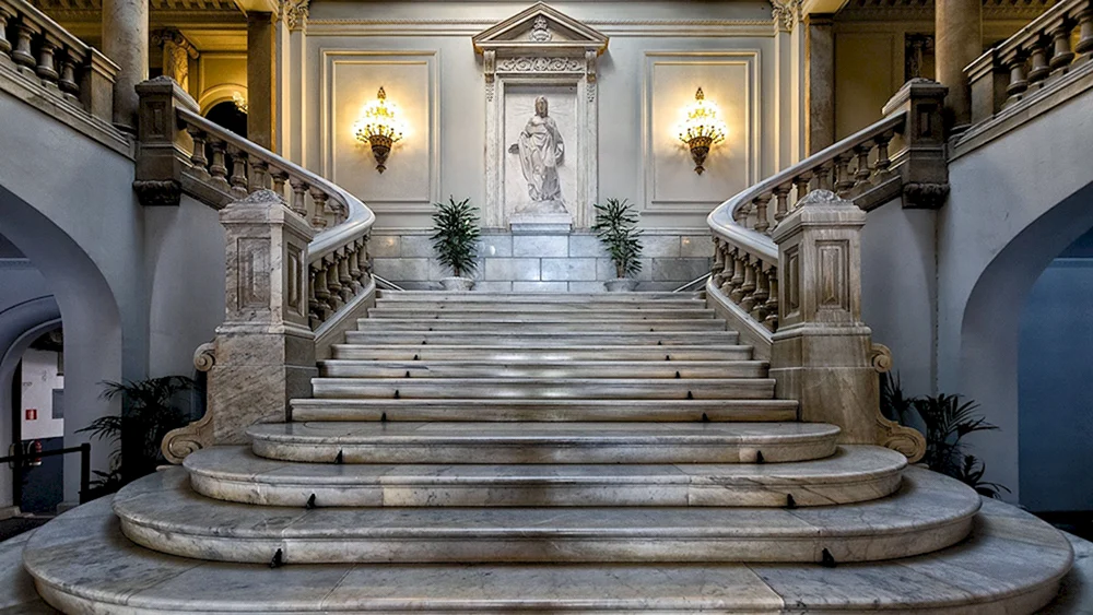 Dante Manor