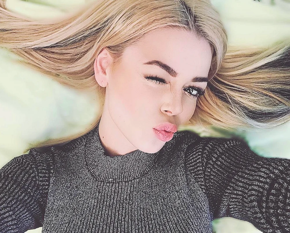 Alina Grosu Sängerin