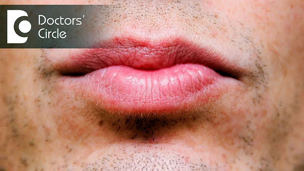 Männliche Lippen küssen