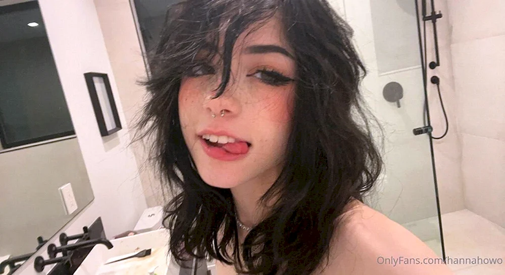 HANNAHOWO owo 1