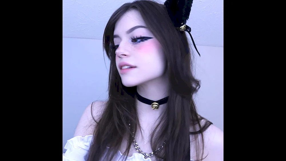 HANNAHOWO
