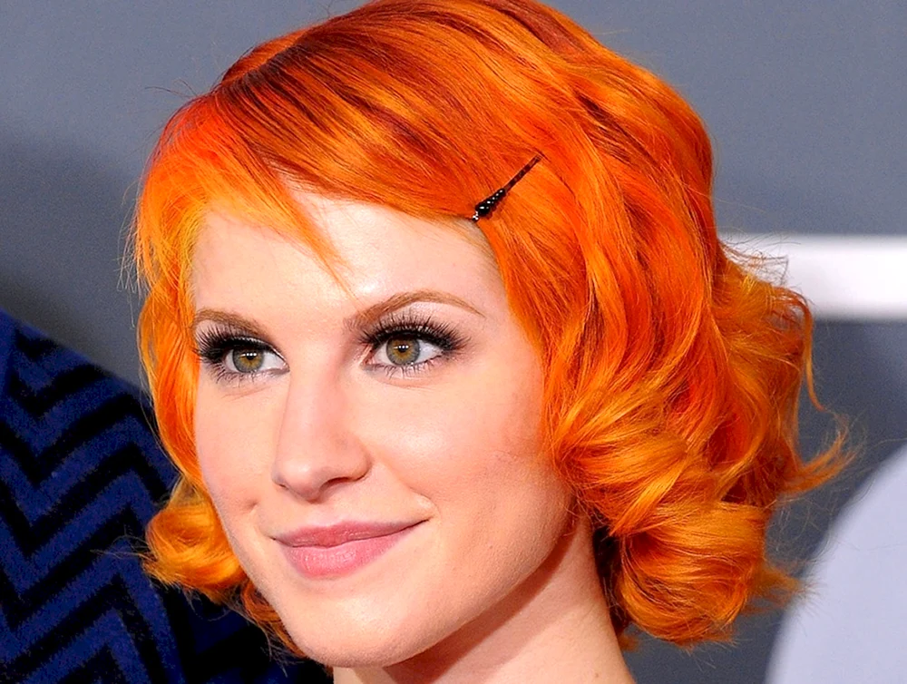 Hayley Williams kurzer Haarschnitt