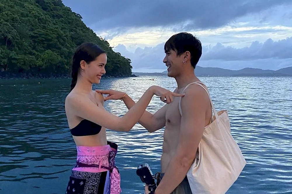 Barry nadich kugimiya und Yaya urassaya
