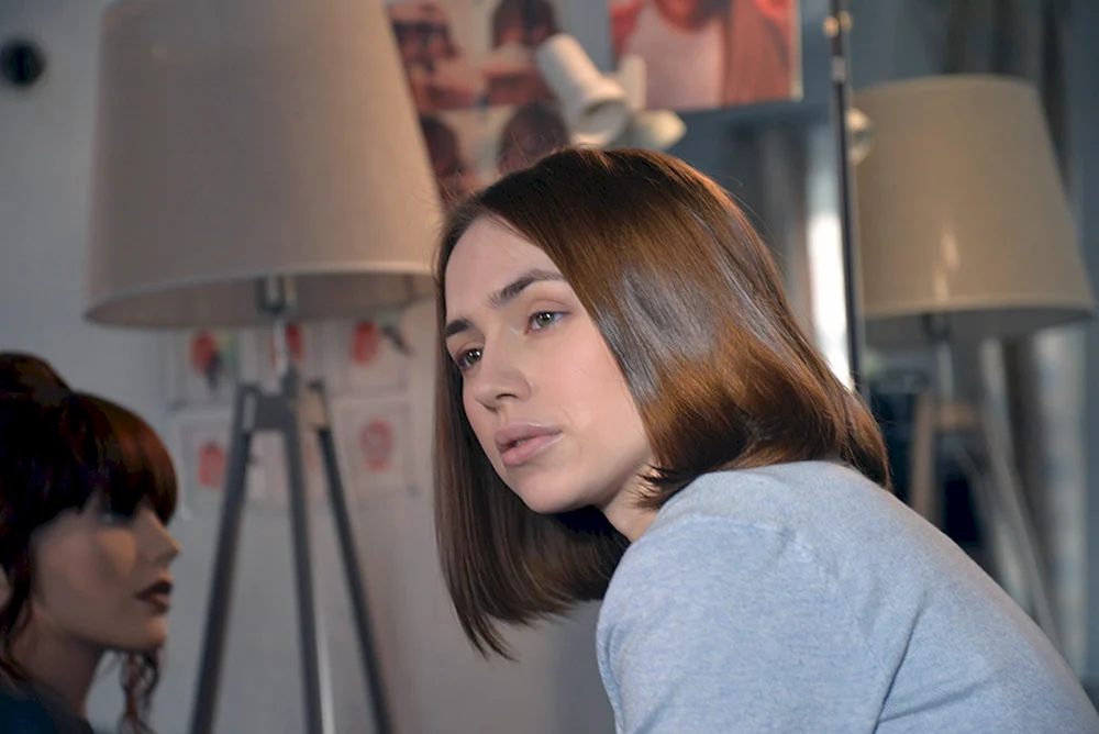 Yana Yenzhayeva Serie