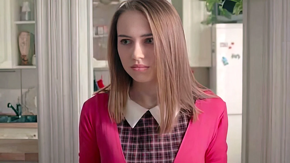 Yana Enzhaeva in der TV-Serie Schamlos