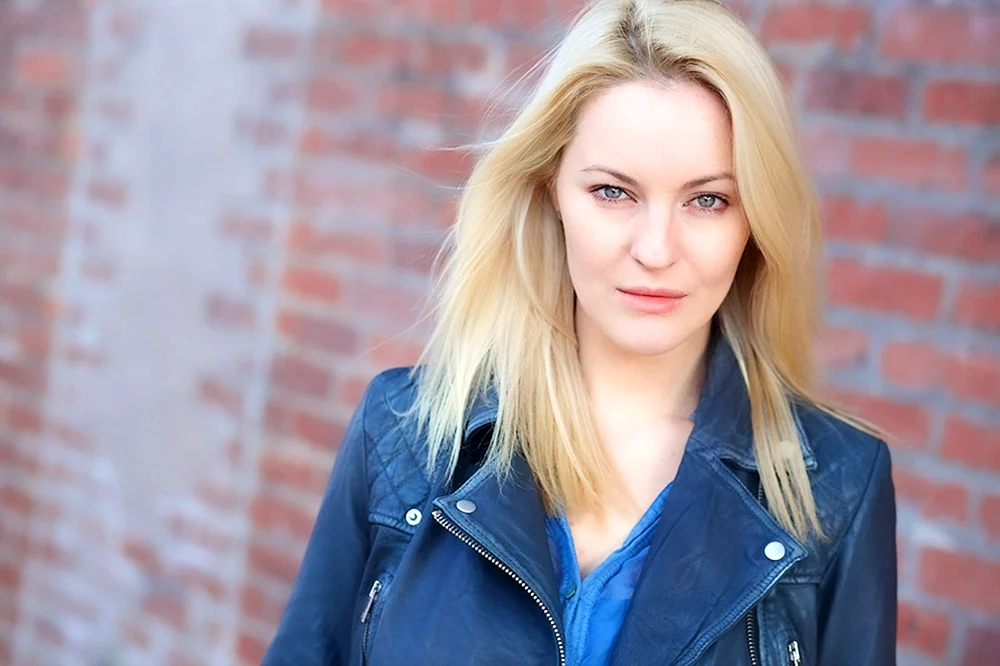 Yana Kraynova Schauspielerin