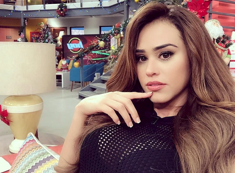 Yanet Garcia