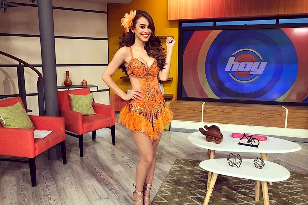 Yanet Garcia