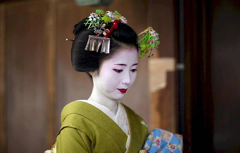 Geisha-Make-up.