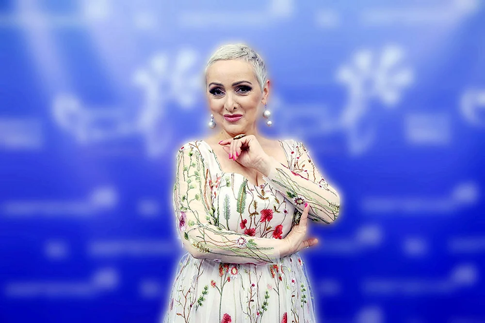 Ilona Bronevitskaya singer