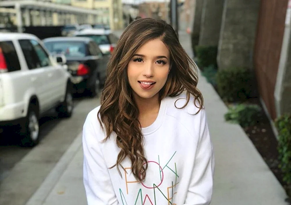 Iman Pokimane anis