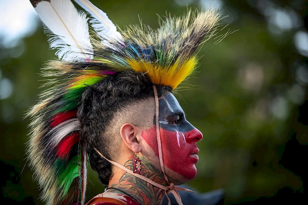 Indianisches Make-up