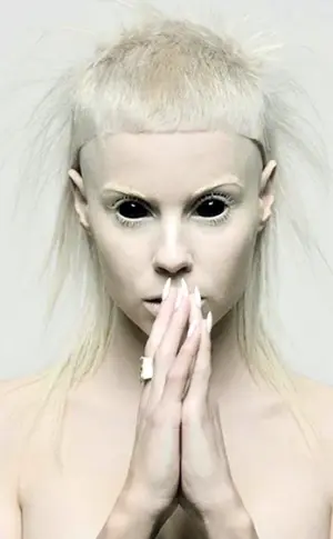 Yolandi Fisser