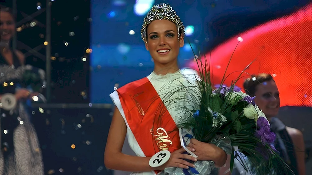Irina Antonenko Miss