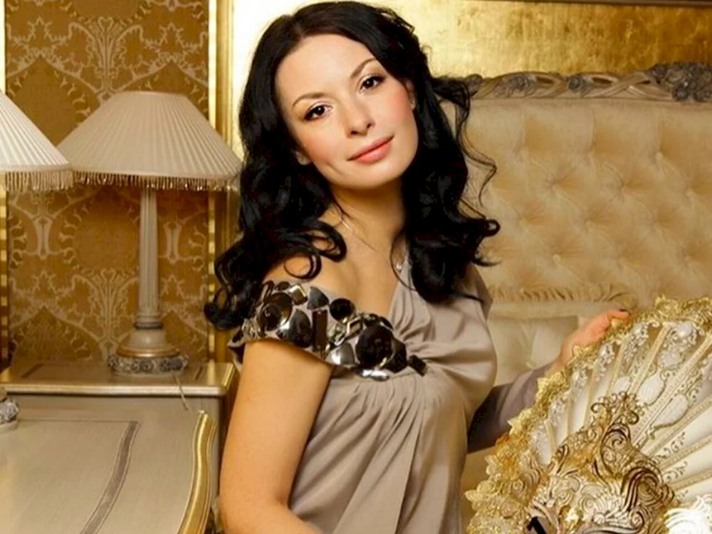 Irina Lachina Schauspielerin der Raben