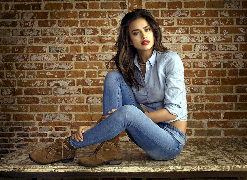 Irina Shayk in Jeans