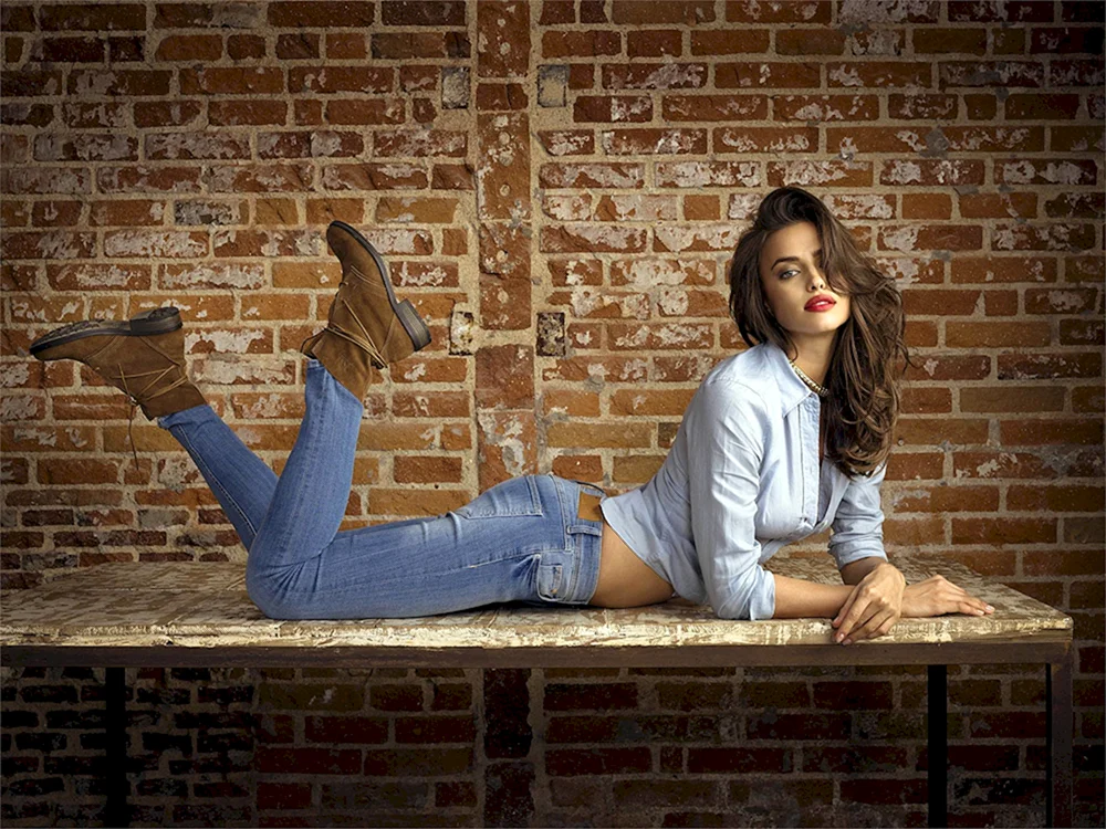 Irina Shayk in Jeans