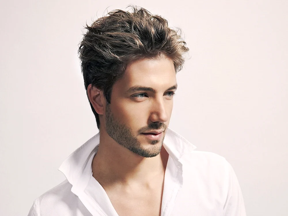 Italienische Frisuren für Männer