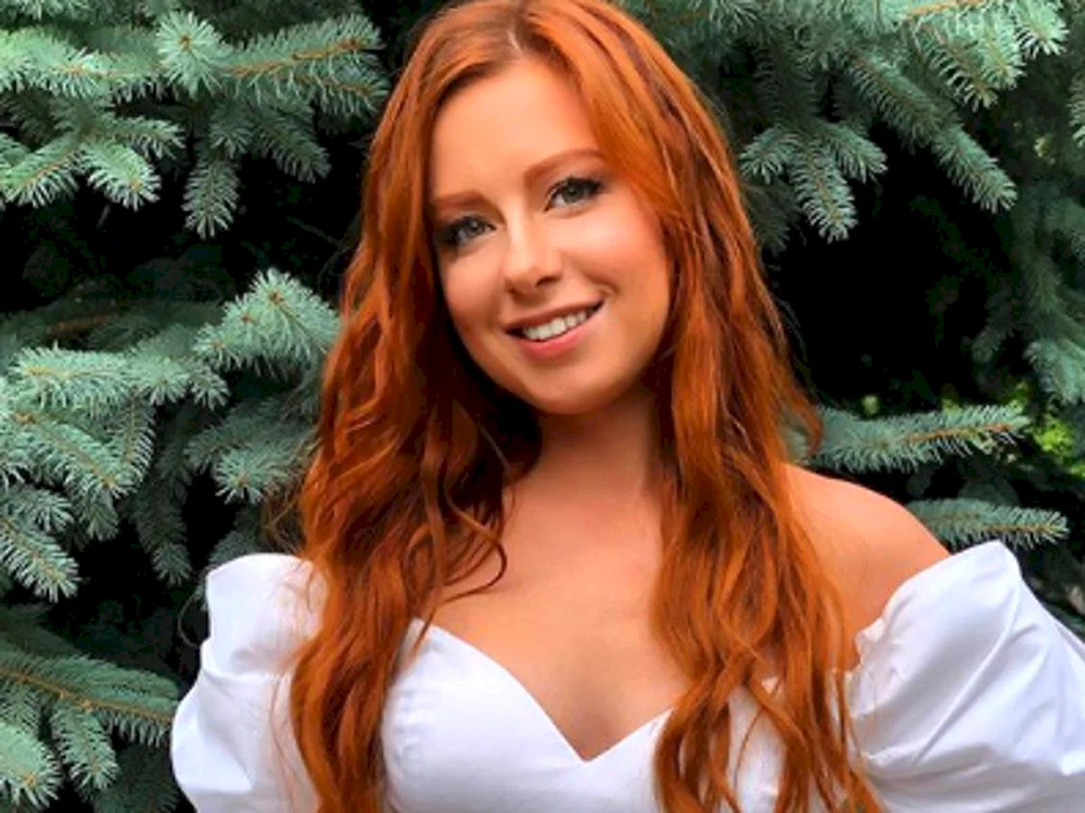 Yulia Savicheva 2021