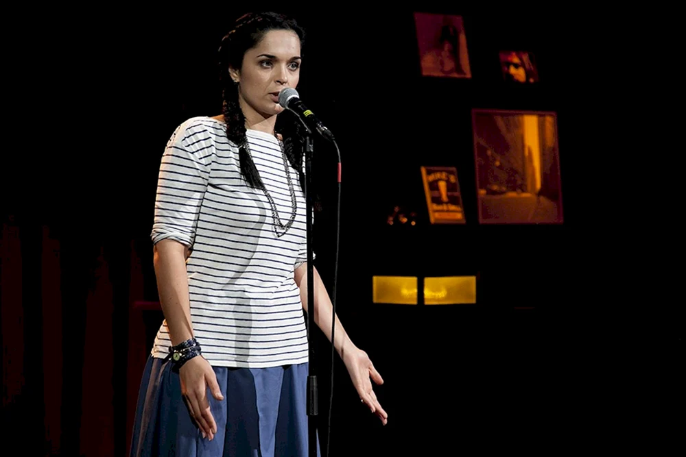 Yulia Akhmedova standup