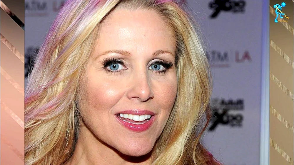 Julia Ann