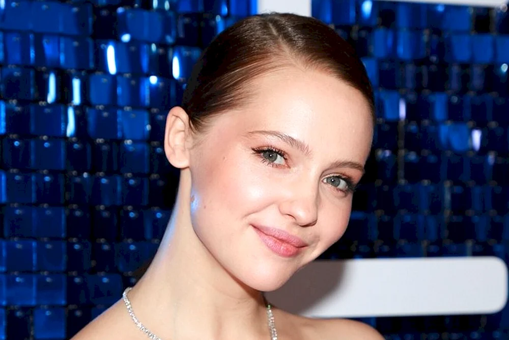 Yulia Khlynina Schauspielerin