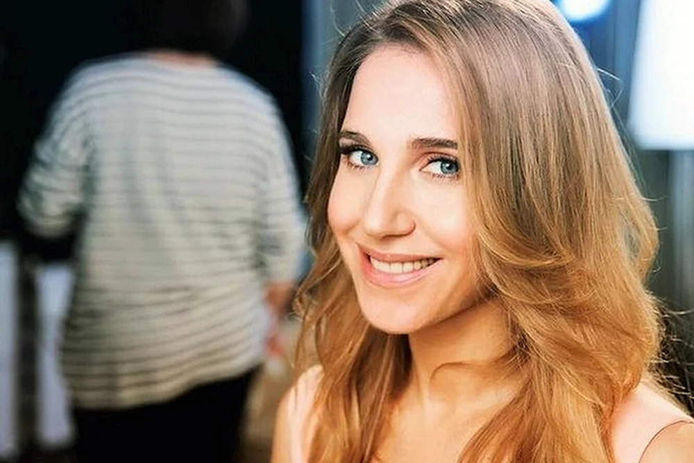 Yulia Kovalchuk Sängerin