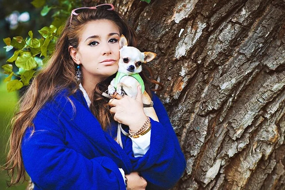 Yulia Kuvarzina Schauspielerin