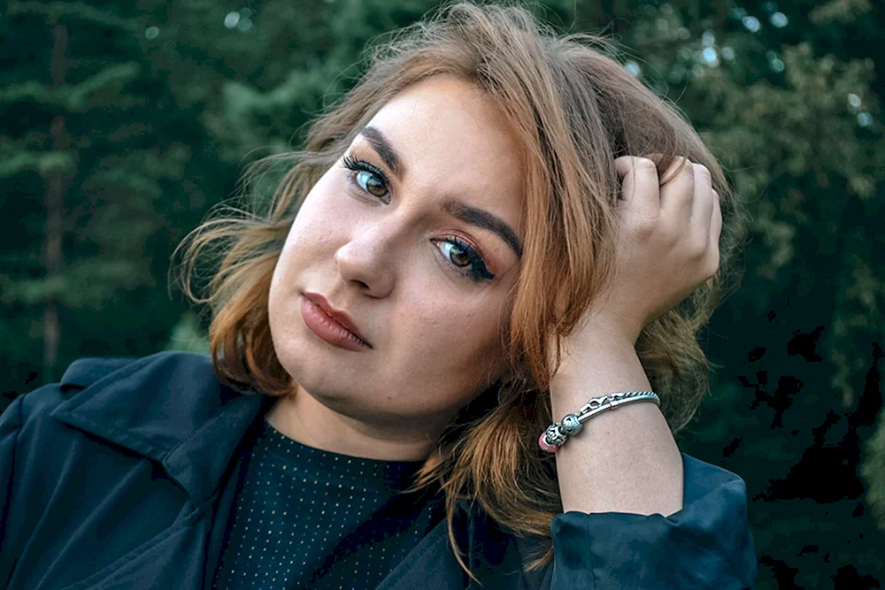 28 Yulia Melnikova