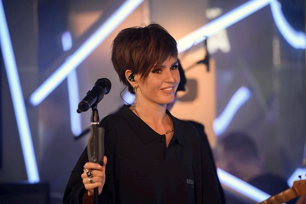 Julia Zivert Haarschnitt
