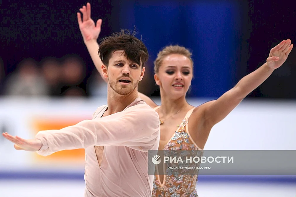 Alexandra Stepanowa und Iwan Bukin. Andrejewitsch Bukin