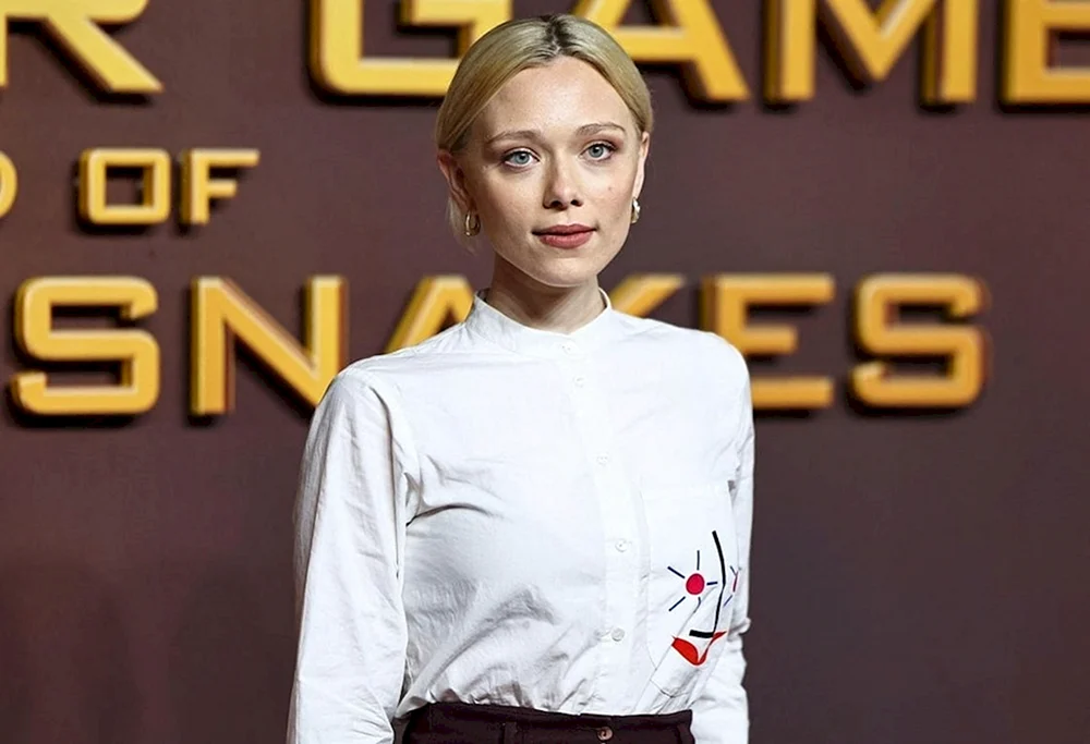 Ivanna Sakhno Pacific Rim 2