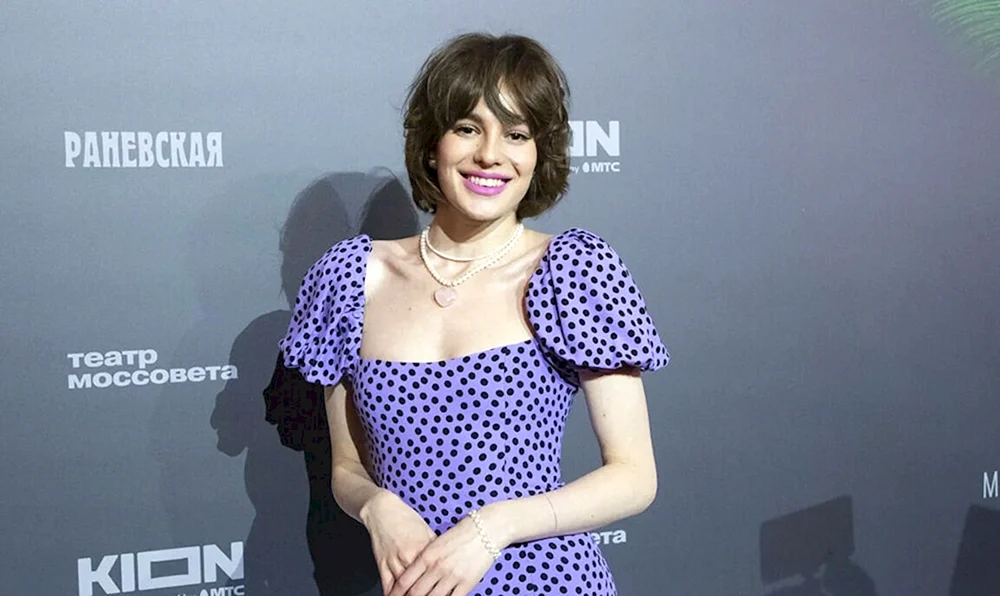 Isabel Aydlen Füße