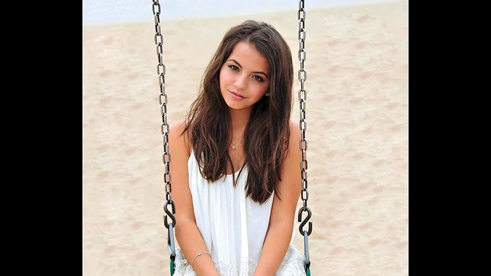 Isabella Moner