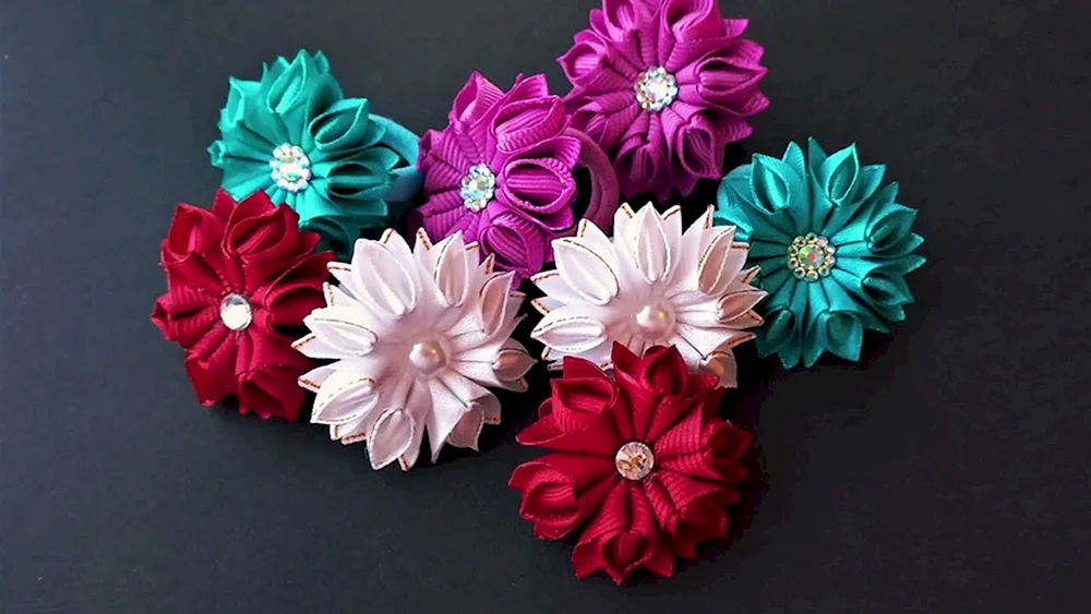 Matsuba kanzashi