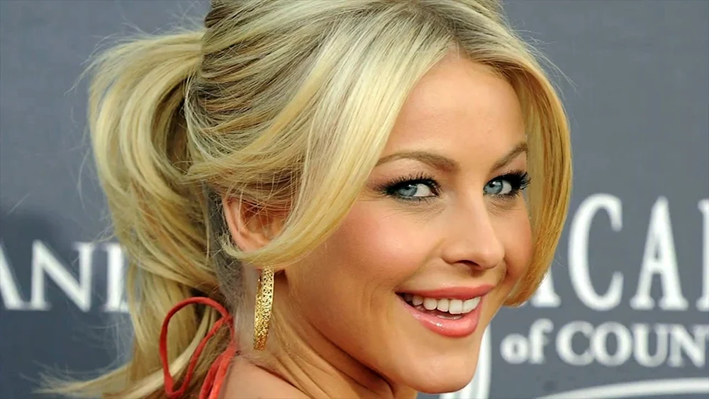Julianne Hough 1988