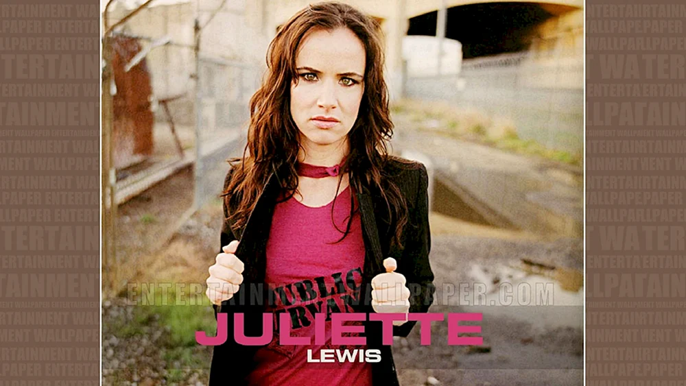 Juliette. Lewis 2022