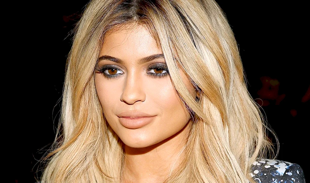 Kylie Jenner melting