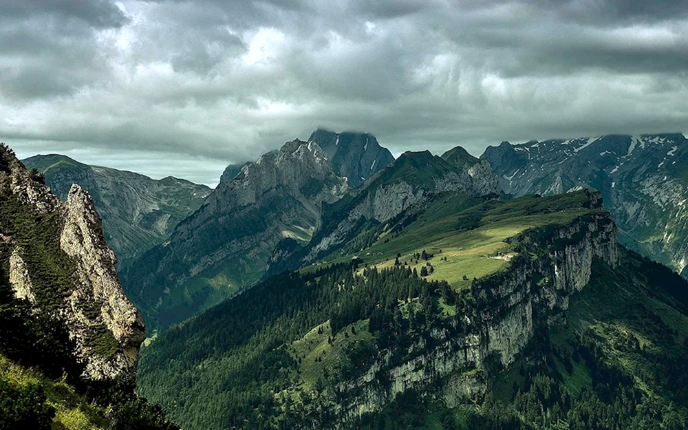 Steinige Landschaft Berghügel Schloss Schweiz