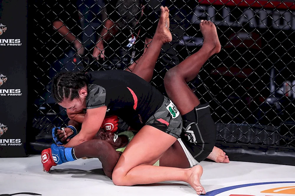 Kamille MMA Smogulecka