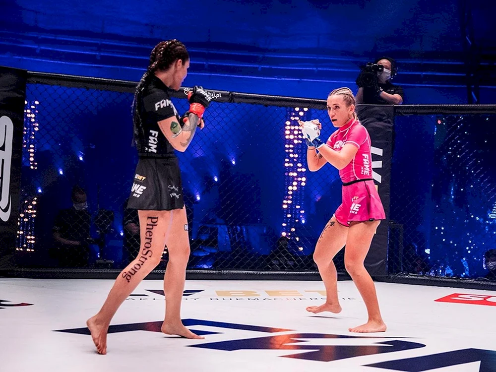 Kamille MMA. Smogulecka MMA