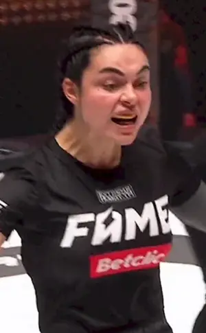 Kamille zusje MMA